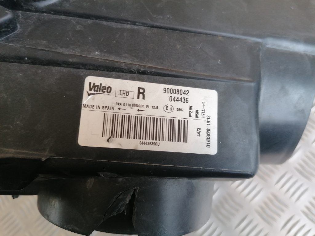 Priekšējais labais lukturis priekš FORD C-MAX 2011 4 Priekšējais labais lukturis priekš FORD C-MAX 2011