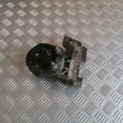 Dzinēja kronšteins priekš FORD C-MAX 2011