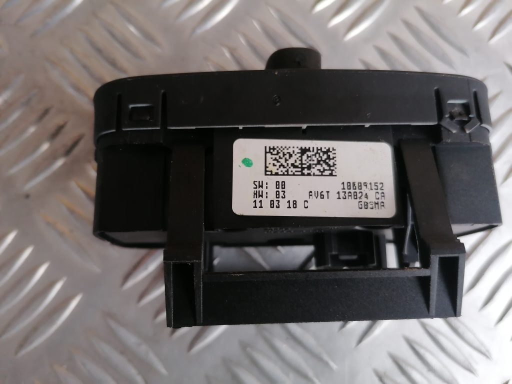 Gaismas slēdzis priekš FORD C-MAX 2011 4 Gaismas slēdzis priekš FORD C-MAX 2011