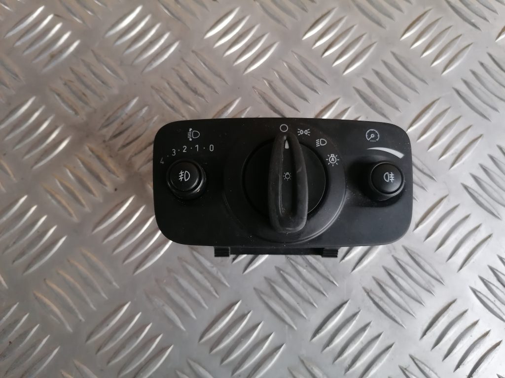 Gaismas slēdzis priekš FORD C-MAX 2011 2 Gaismas slēdzis priekš FORD C-MAX 2011