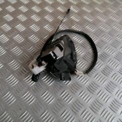 Aizmugurējo labo durvju slēdzene priekš FORD C-MAX 2011