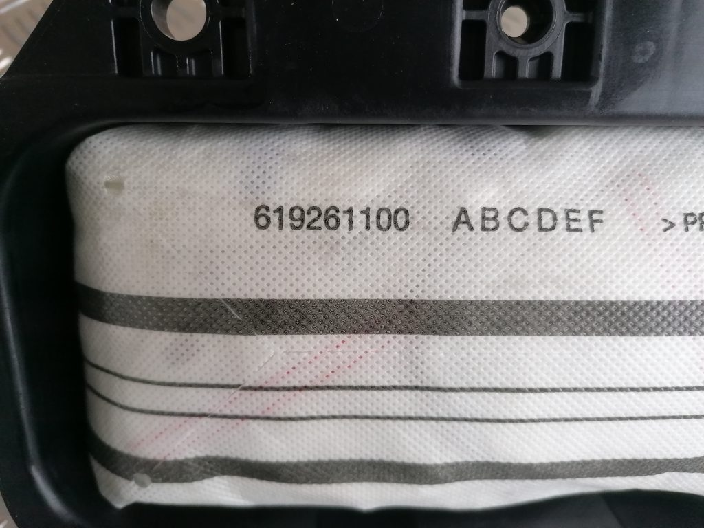 Mērinstrumentu paneļa drošības spilvens priekš FORD C-MAX 2011 3 Mērinstrumentu paneļa drošības spilvens priekš FORD C-MAX 2011