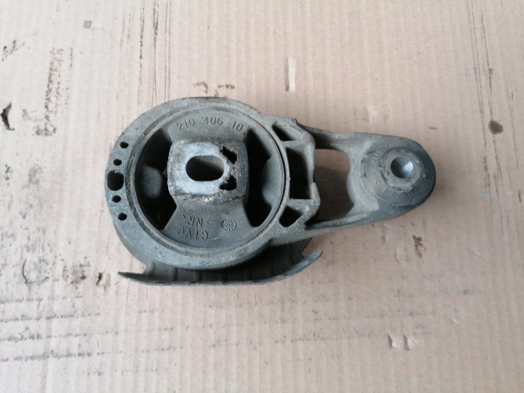 Dzinēja spilvens priekš SAAB 9-3 2002 2 Dzinēja spilvens priekš SAAB 9-3 2002