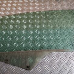 Priekšējo kreiso durvju stikls priekš CITROEN C4 2006