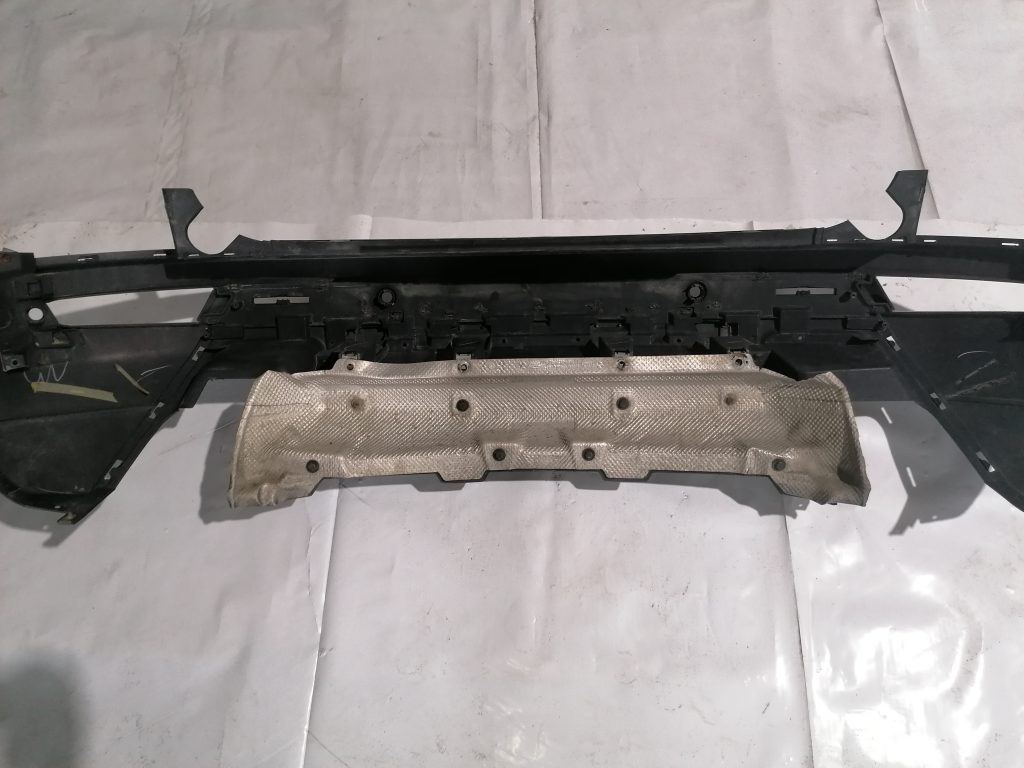 Aizmugures buferis priekš Land Rover 2011-2018 BJ3M17D781A 4 Aizmugures buferis priekš Land Rover 2011-2018 BJ3M17D781A