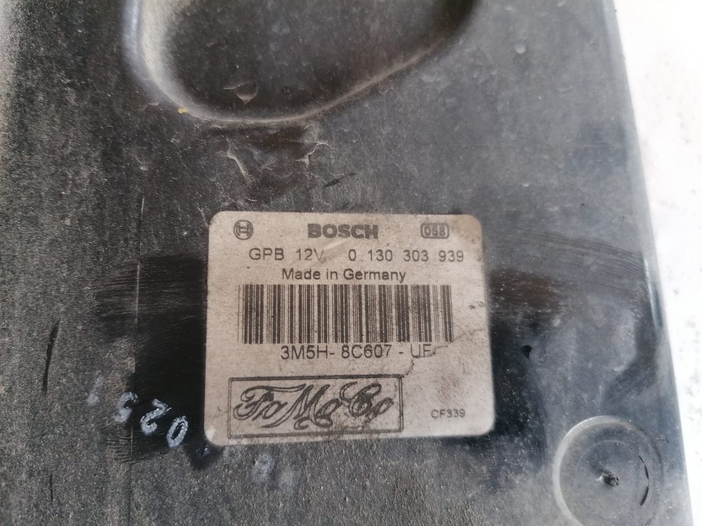 Dzesēšanas radiatora ventilators priekš VOLVO C30 2008 TURQUOISE 2 Dzesēšanas radiatora ventilators priekš VOLVO C30 2008 TURQUOISE