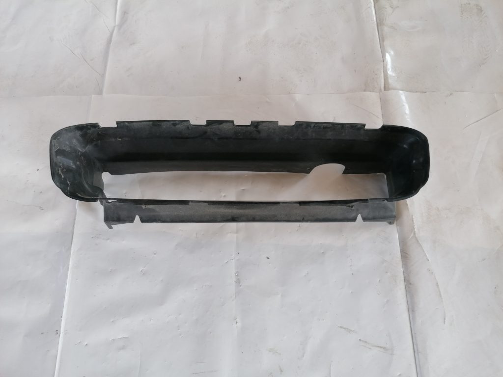 Ieplūdes gaisa deflektors/Difuzors priekš VOLVO C30 2008 TURQUOISE 1 Ieplūdes gaisa deflektors/Difuzors priekš VOLVO C30 2008 TURQUOISE