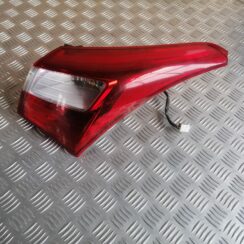 Aizmugurējais labais lukturis priekš HYUNDAI I30 2012