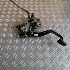 Sajūga pedālis priekš HYUNDAI I30 2012