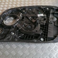 Stikla pacelšanas mehānisma panele priekš HYUNDAI I30 2012