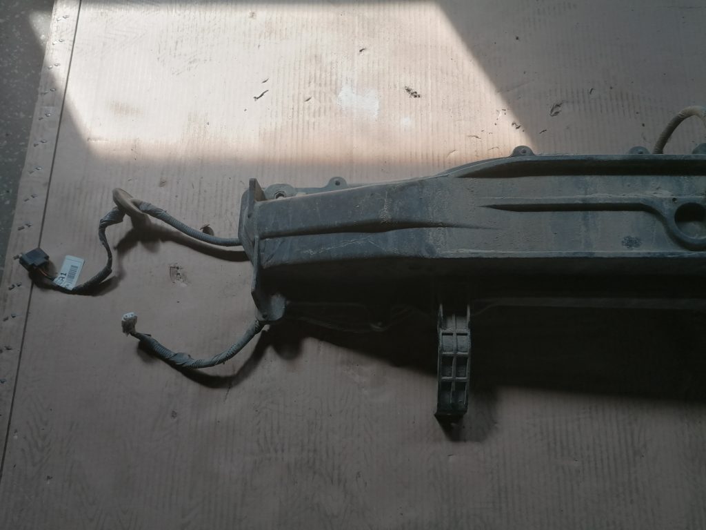 Aizmugurējā bufera pastiprinātājs priekš HYUNDAI I30 2012 4 Aizmugurējā bufera pastiprinātājs priekš HYUNDAI I30 2012