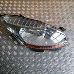 Priekšējais labais lukturis priekš CITROEN PICASSO 2007