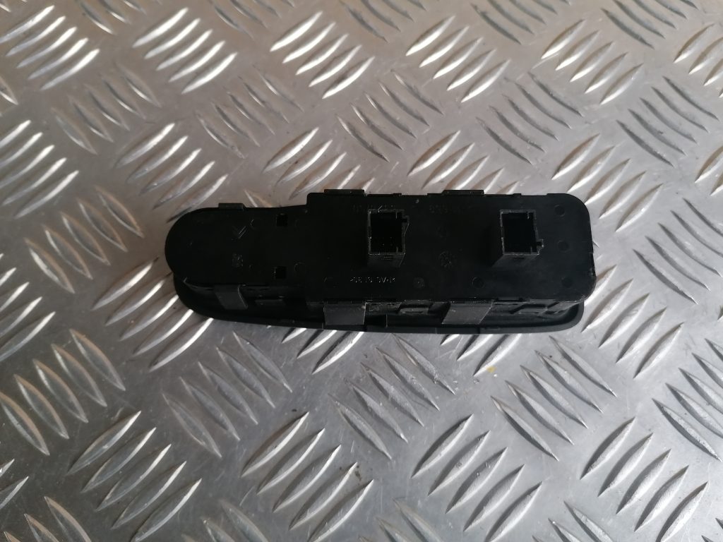 Šofera durvju slēdža pogas priekš CITROEN PICASSO 2007 5 Šofera durvju slēdža pogas priekš CITROEN PICASSO 2007