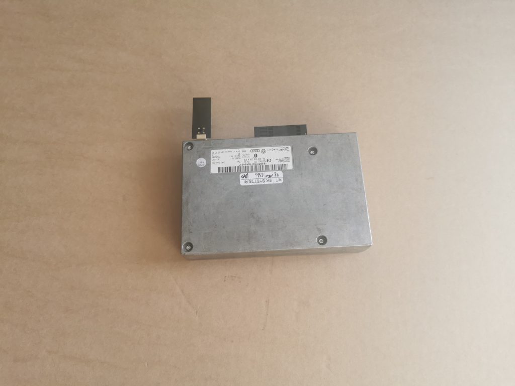 Bluetooth vadības bloks priekš AUDI A6 AVANT 2007 QUATTRO 1 Bluetooth vadības bloks priekš AUDI A6 AVANT 2007 QUATTRO