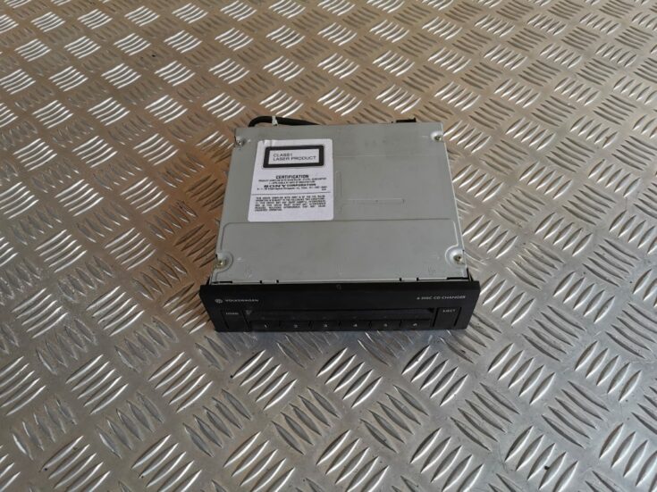 CD/DVD/Navigācijas bloks priekš VW PHAETON 2005