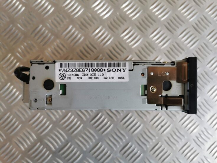 CD/DVD/Navigācijas bloks priekš VW PHAETON 2005