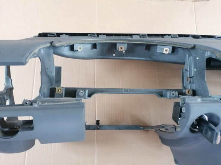 Mērinstrumentu panelis priekš VW PHAETON 2005