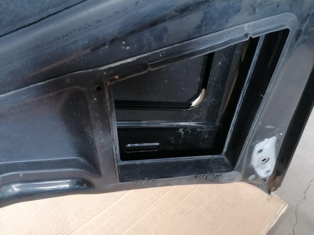 Pārsegs priekš VW PHAETON 2005 5 Pārsegs priekš VW PHAETON 2005