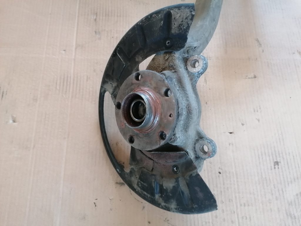 Stūres šarnīrs priekšā pa labi priekš VW PHAETON 2005 3 Stūres šarnīrs priekšā pa labi priekš VW PHAETON 2005