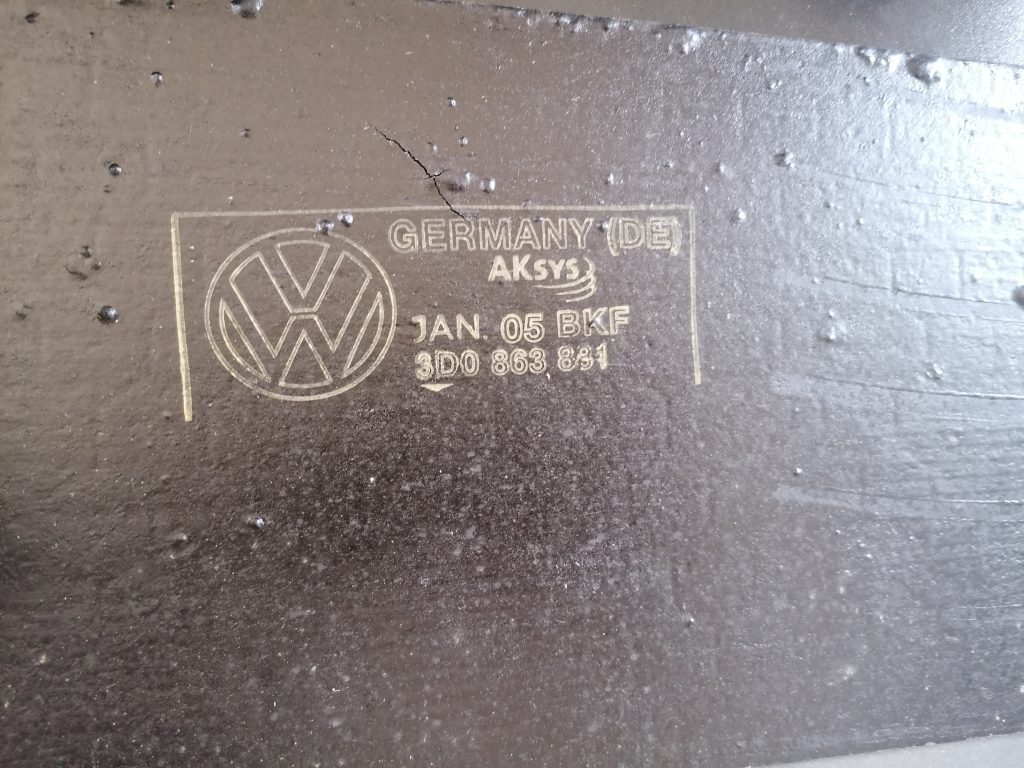 Aizmugurējās labās durvis priekš VW PHAETON 2005 5 Aizmugurējās labās durvis priekš VW PHAETON 2005