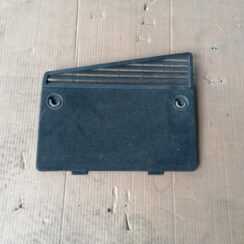 Bagāžnieka nodalījuma sānu apdare priekš VW PHAETON 2005