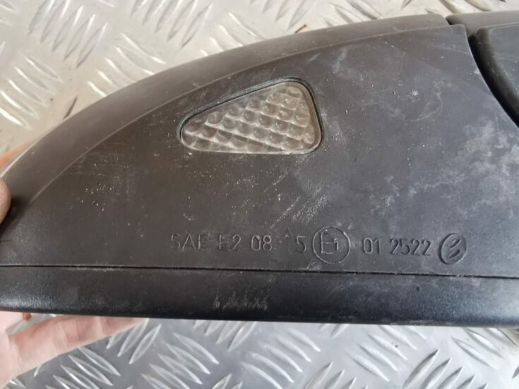 Ārējais spogulis, pa labi priekš VW PASSAT CC 2009