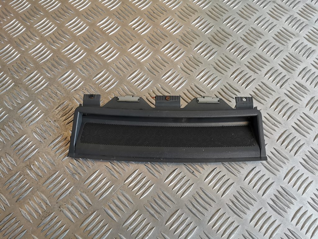 Stop signāls priekš AUDI A6 1998 1 Stop signāls priekš AUDI A6 1998