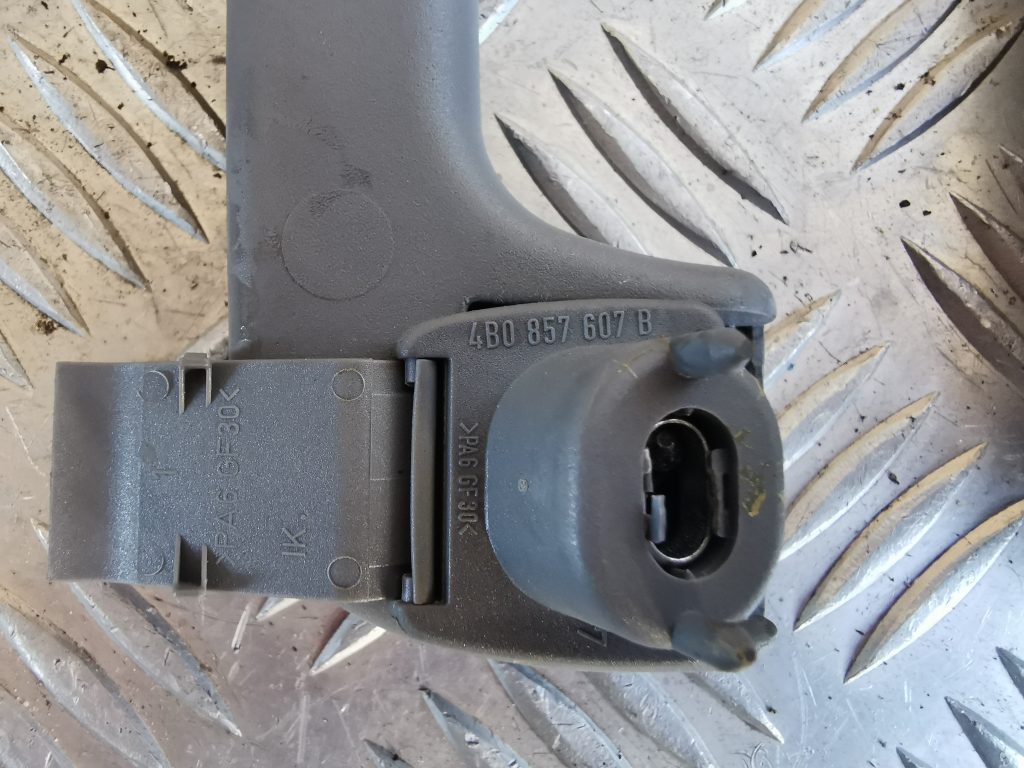 Salona rokturis griestos priekš AUDI A6 1998 4 Salona rokturis griestos priekš AUDI A6 1998