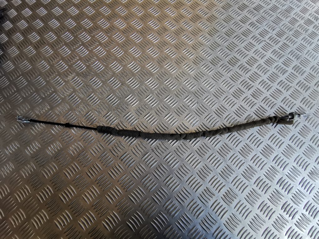 Stāvbremzes svira priekš AUDI A6 1998 5 Stāvbremzes svira priekš AUDI A6 1998