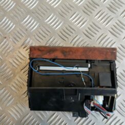 Pelnu trauks priekš AUDI A6 1998