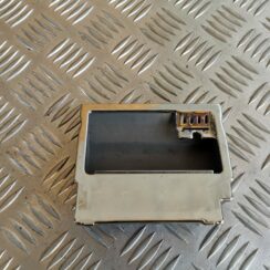 Pelnu trauks priekš AUDI A6 1998