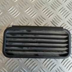 Bufera reste priekš AUDI A6 1998