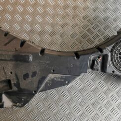 Skaļrunis (Sabvūferis) priekš LAND ROVER FREELANDER 2007