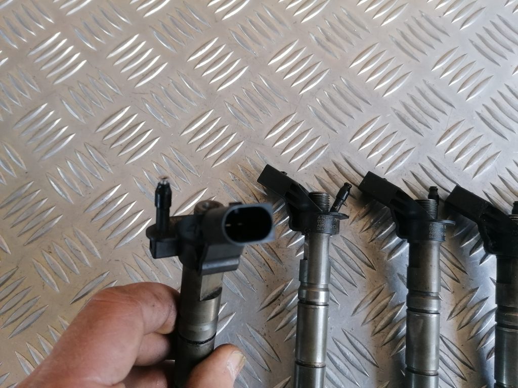 Degvielas smidzinātājs priekš MERCEDES BENZ ML320 2005 BLACK 5 Degvielas smidzinātājs priekš MERCEDES BENZ ML320 2005 BLACK