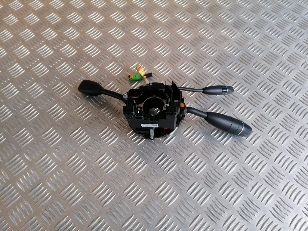 Stūres statnes slēdzis priekš MERCEDES BENZ ML320 2005 BLACK 1 Stūres statnes slēdzis priekš MERCEDES BENZ ML320 2005 BLACK