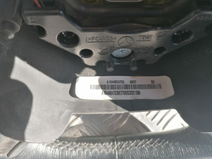Stūre priekš MERCEDES BENZ ML320 2005 BLACK