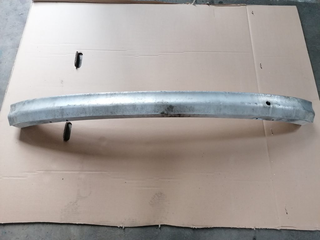 Aizmugurējā bufera pastiprinātājs priekš MERCEDES BENZ ML320 2005 BLACK 1 Aizmugurējā bufera pastiprinātājs priekš MERCEDES BENZ ML320 2005 BLACK