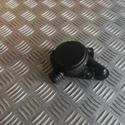 Kartera ventilācijas vārsts priekš MERCEDES BENZ ML320 2005 BLACK