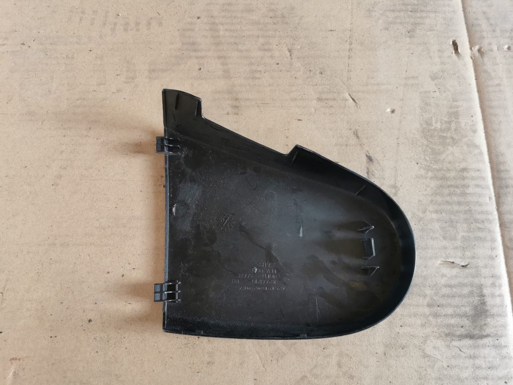 Mērinstrumentu paneļa sānu apdare priekš MERCEDES BENZ ML320 2005 BLACK 2 Mērinstrumentu paneļa sānu apdare priekš MERCEDES BENZ ML320 2005 BLACK