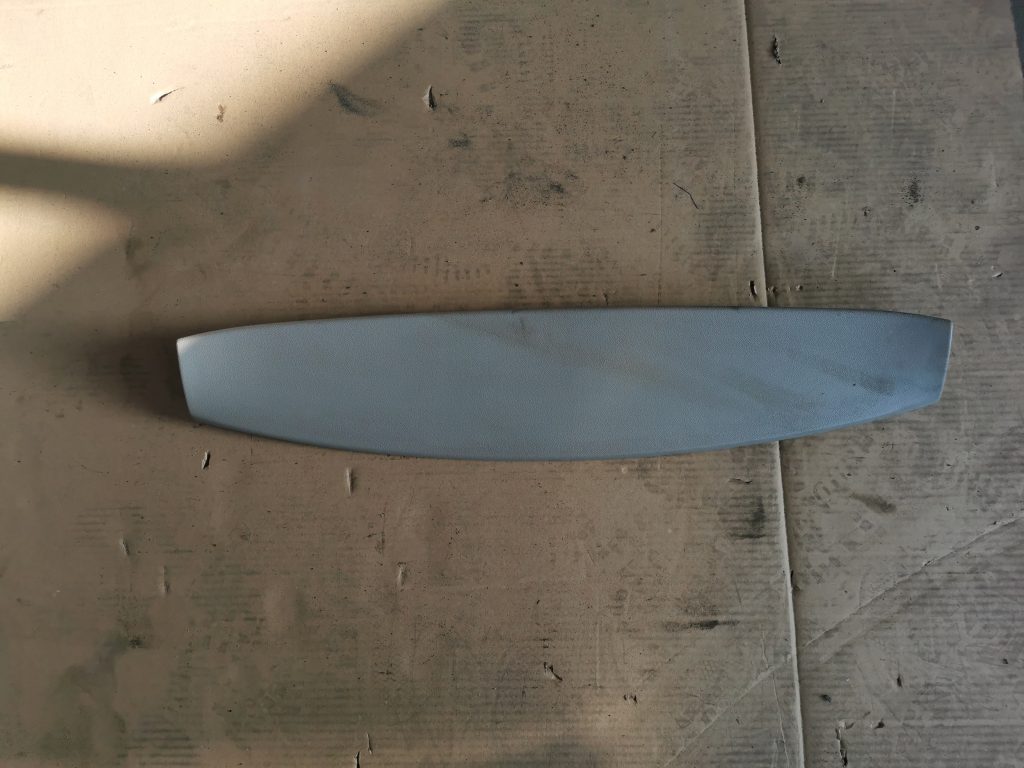 Bagāžnieka vāka apdare priekš MERCEDES BENZ ML320 2005 BLACK 1 Bagāžnieka vāka apdare priekš MERCEDES BENZ ML320 2005 BLACK