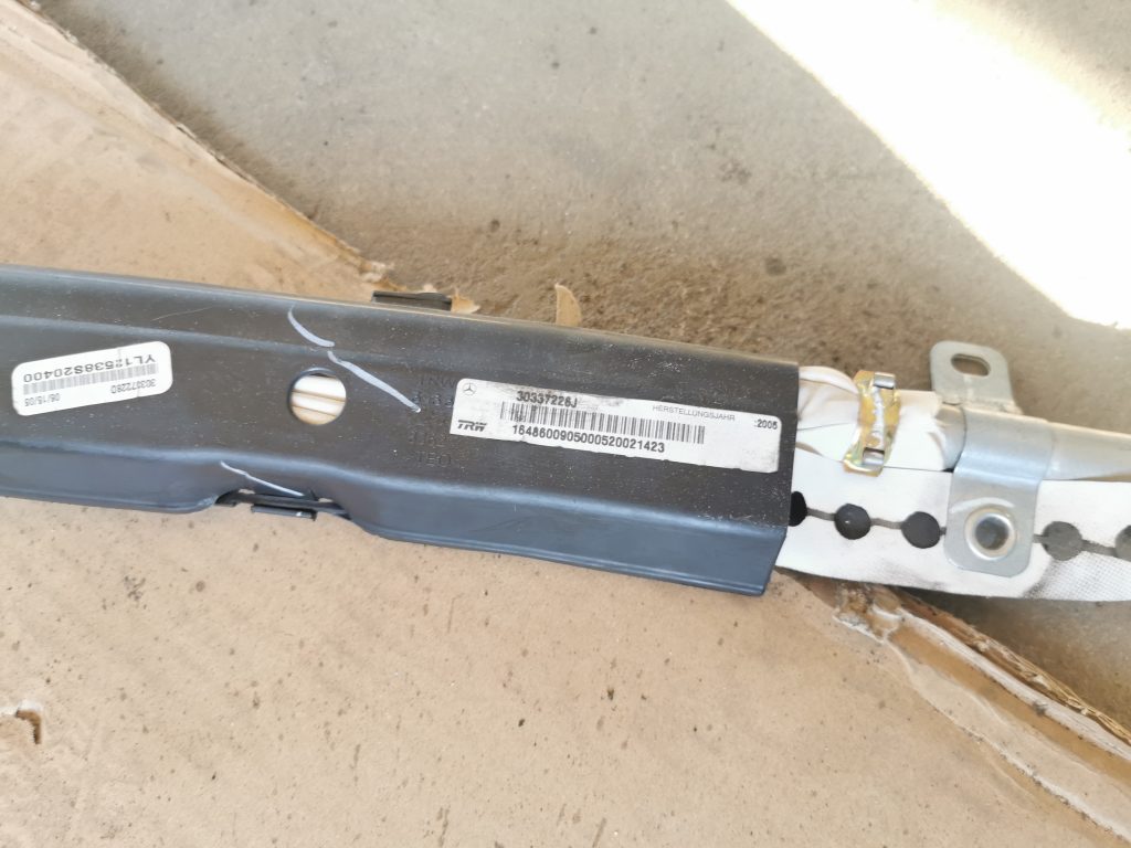 Griestu drošības spilvens, pa kreisi priekš MERCEDES BENZ ML320 2005 BLACK 6 Griestu drošības spilvens, pa kreisi priekš MERCEDES BENZ ML320 2005 BLACK