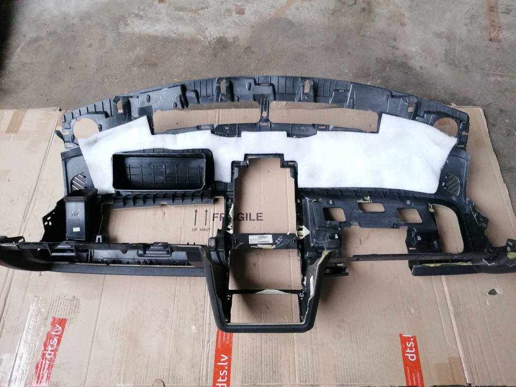 Mērinstrumentu panelis priekš DODGE JOURNEY 2008 4 Mērinstrumentu panelis priekš DODGE JOURNEY 2008