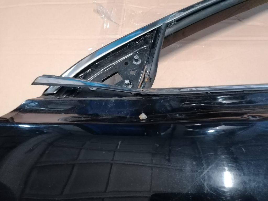 Priekšējās kreisās durvis priekš SUBARU LEGACY 2011 2 Priekšējās kreisās durvis priekš SUBARU LEGACY 2011