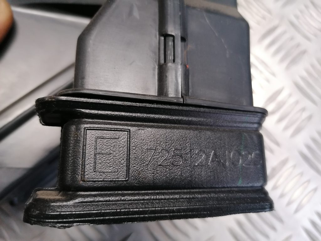 Salona gaisa vads priekš SUBARU LEGACY 2011 5 Salona gaisa vads priekš SUBARU LEGACY 2011