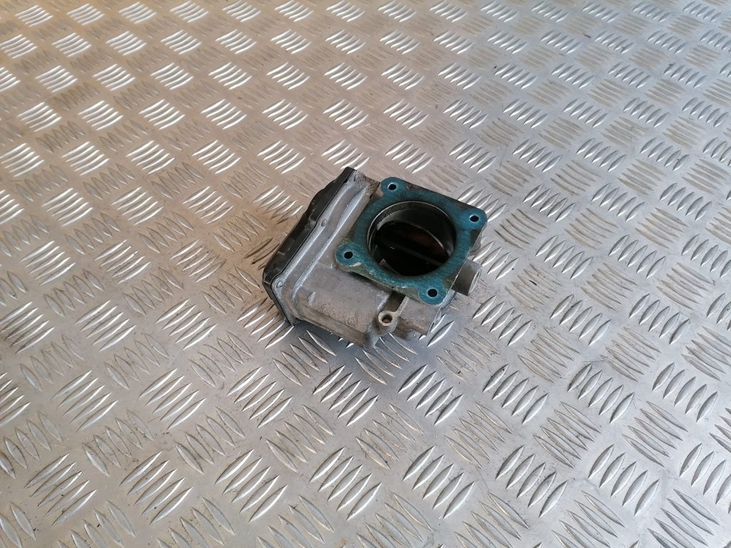 Droseļvārsts priekš SUBARU LEGACY 2011 2 Droseļvārsts priekš SUBARU LEGACY 2011