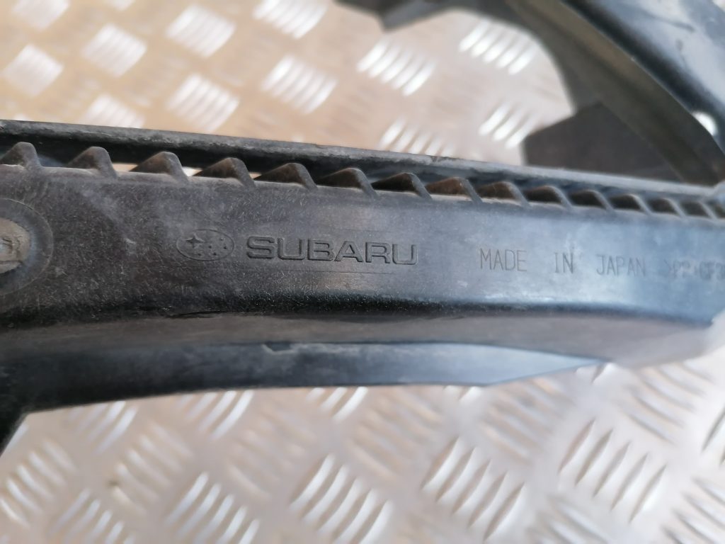 Priekšēja bufera labais kronšteins priekš SUBARU LEGACY 2011 3 Priekšēja bufera labais kronšteins priekš SUBARU LEGACY 2011