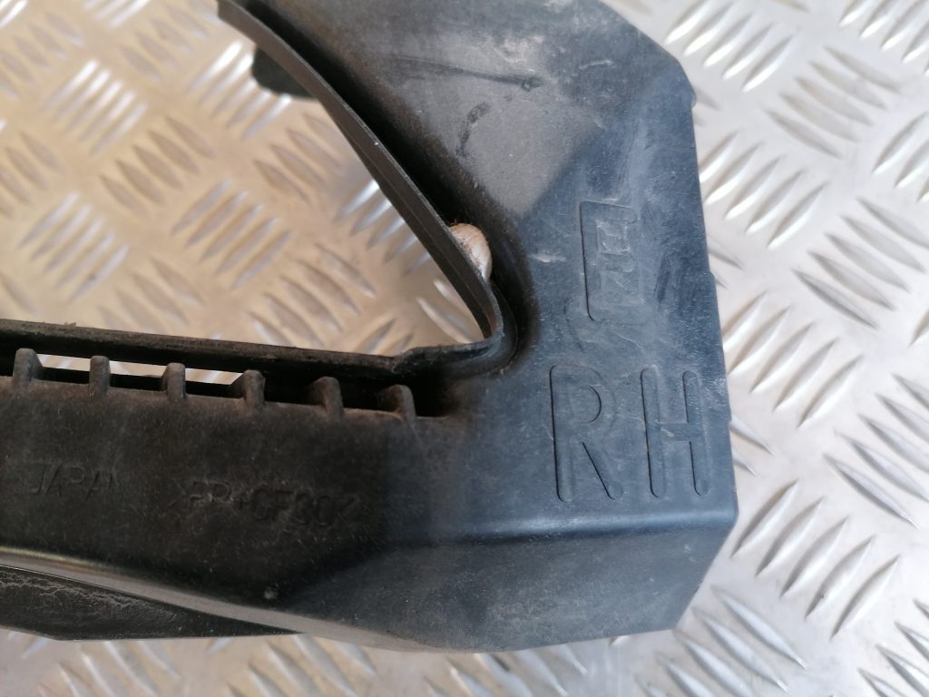 Priekšēja bufera labais kronšteins priekš SUBARU LEGACY 2011 4 Priekšēja bufera labais kronšteins priekš SUBARU LEGACY 2011