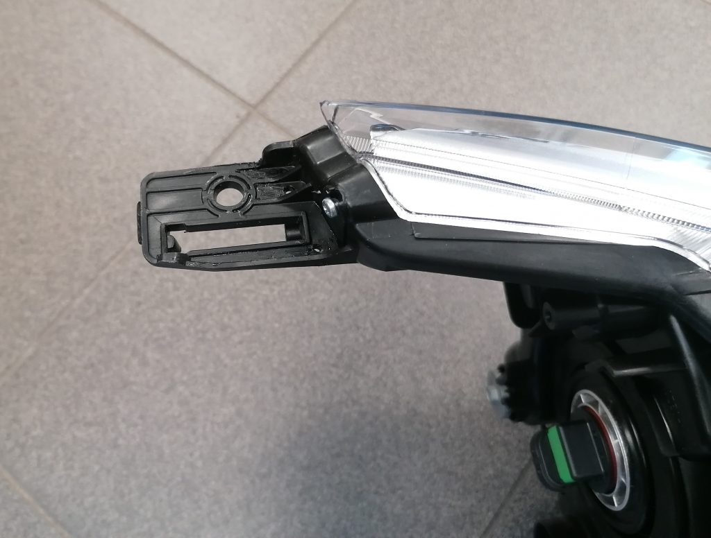 Priekšējais kreisais lukturis priekš Nissan Qashqai 2014-2016 260604EH2A 9 Priekšējais kreisais lukturis priekš Nissan Qashqai 2014-2016 260604EH2A