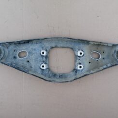 Aizmugurēja reduktora kronšteins priekš MERCEDES BENZ CLS 320 2005