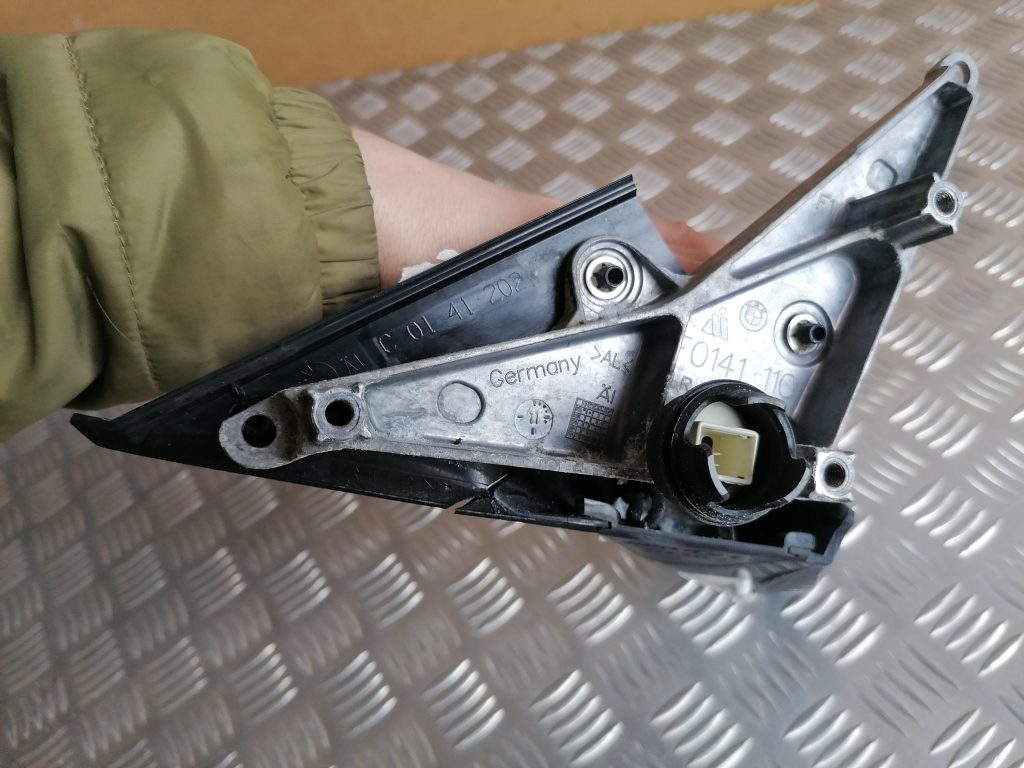 Ārējais spogulis, pa labi priekš BMW 1 E87 2009 WHITE 3 Ārējais spogulis, pa labi priekš BMW 1 E87 2009 WHITE